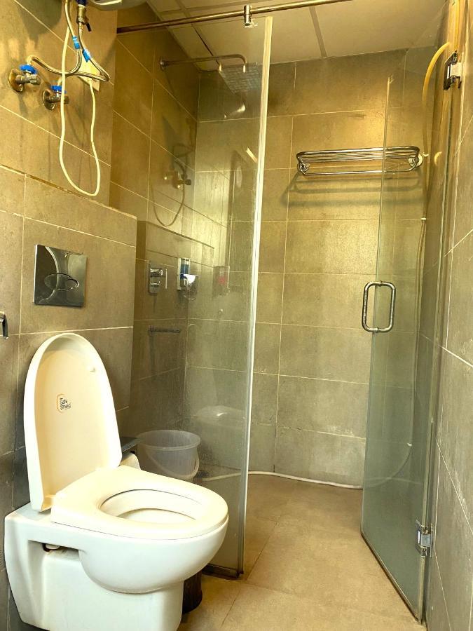 Hotel Qotel Ip Residency East Delhi Preet Vihar New Delhi