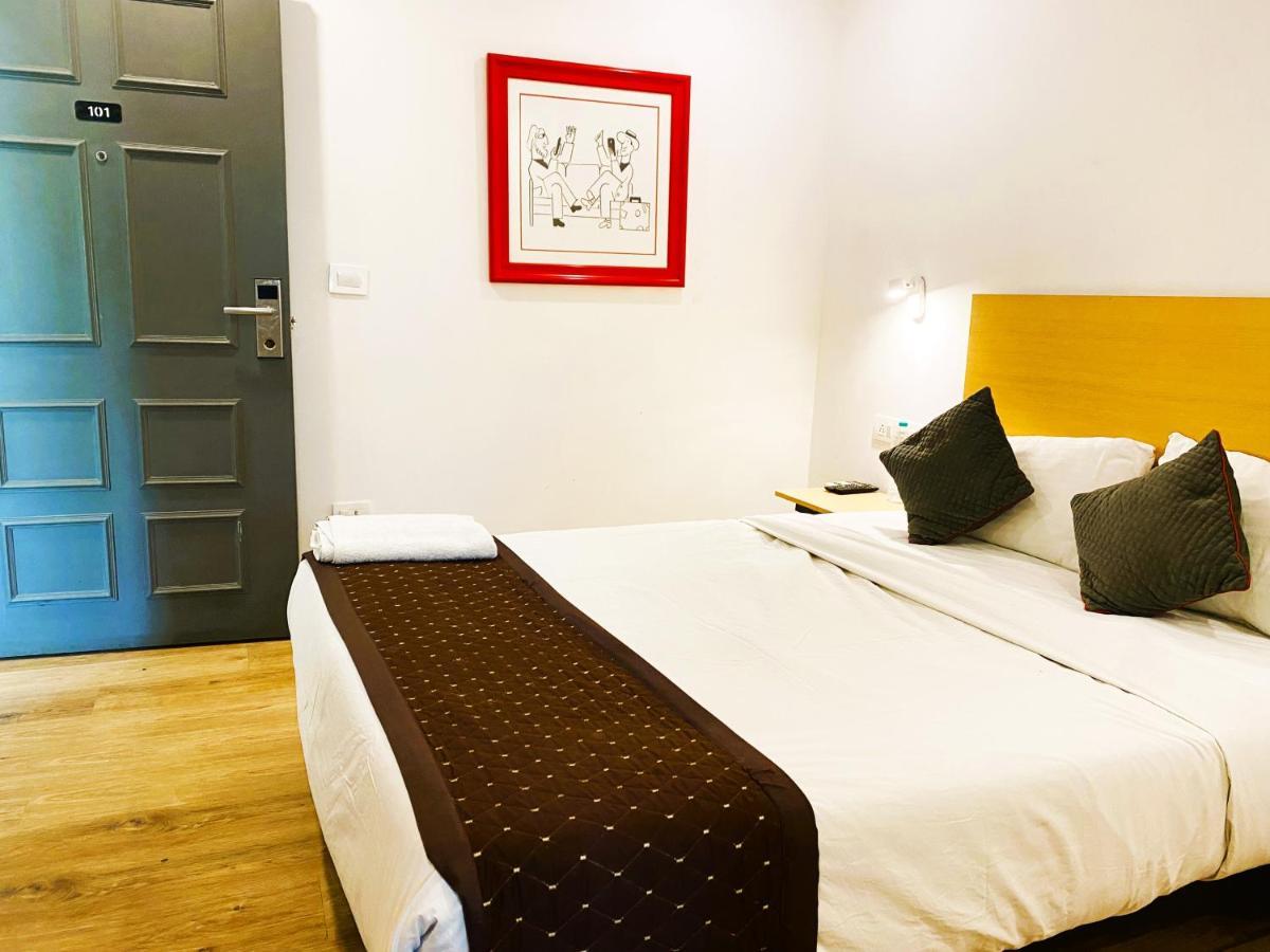 Hotel Qotel Ip Residency East Delhi Preet Vihar New Delhi