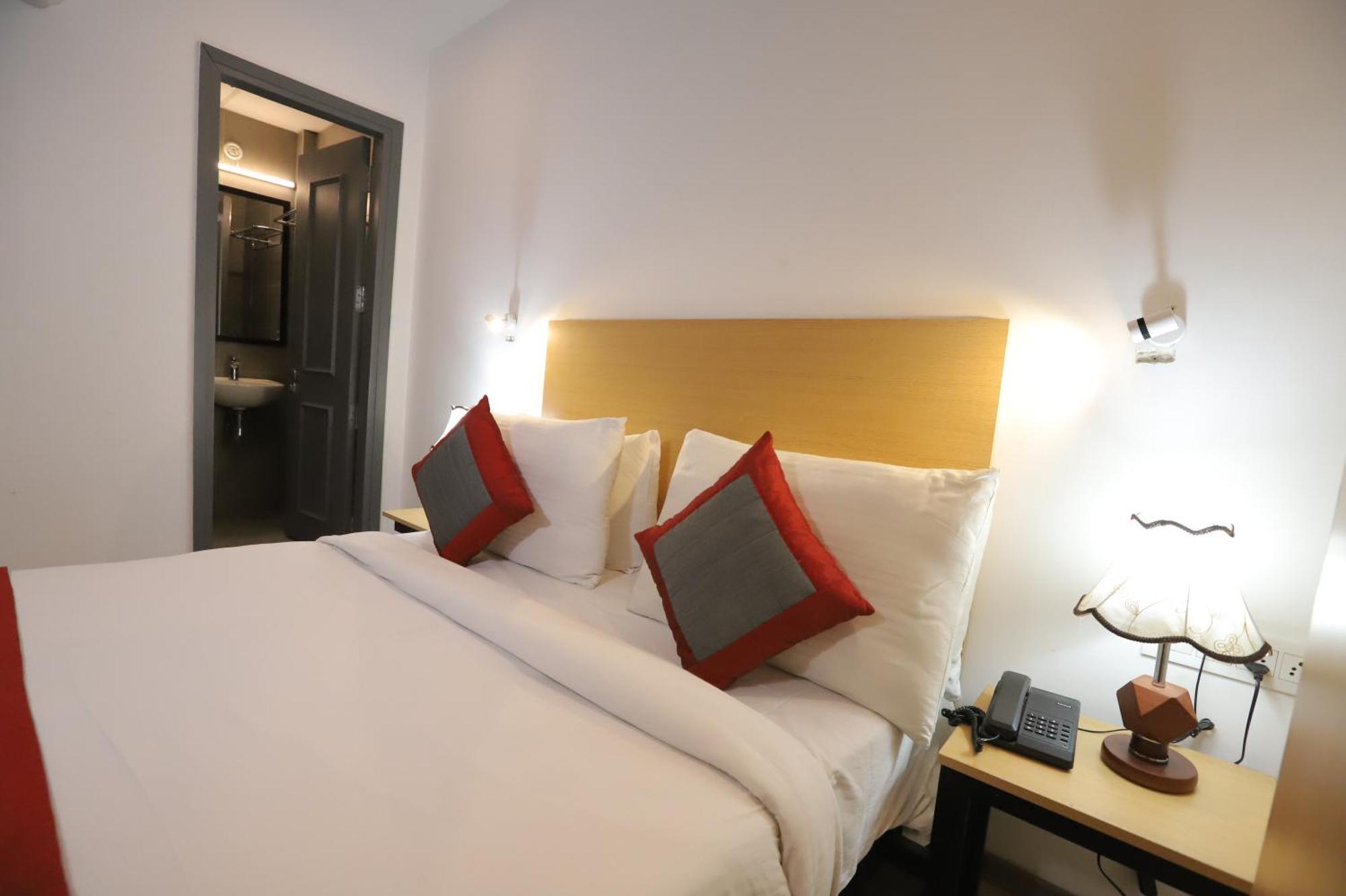 Qotel Ip Residency East Delhi Preet Vihar 3* New Delhi